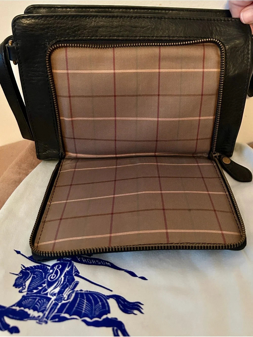 Burberrys pebbled leather crossbody / clutch bag from the pre-1999 era
